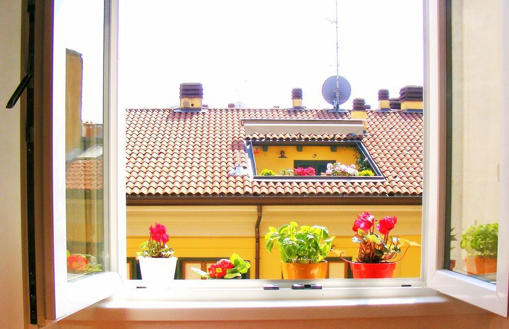 Casa Sarpi Lejlighed Milano Værelse billede